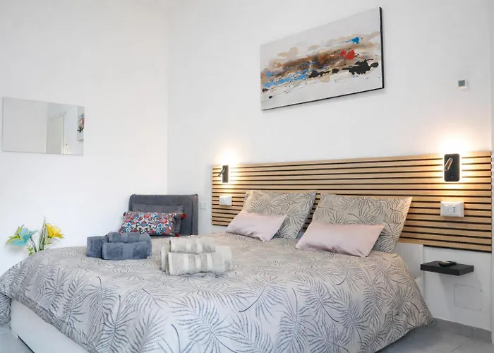 VivimiHome - Crespi House A 3 Minuti Dalla Metro